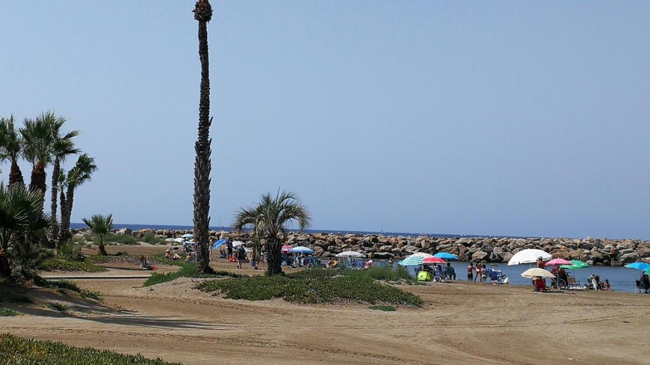 Апартаменты La Colonia Playa Агилас Экстерьер фото
